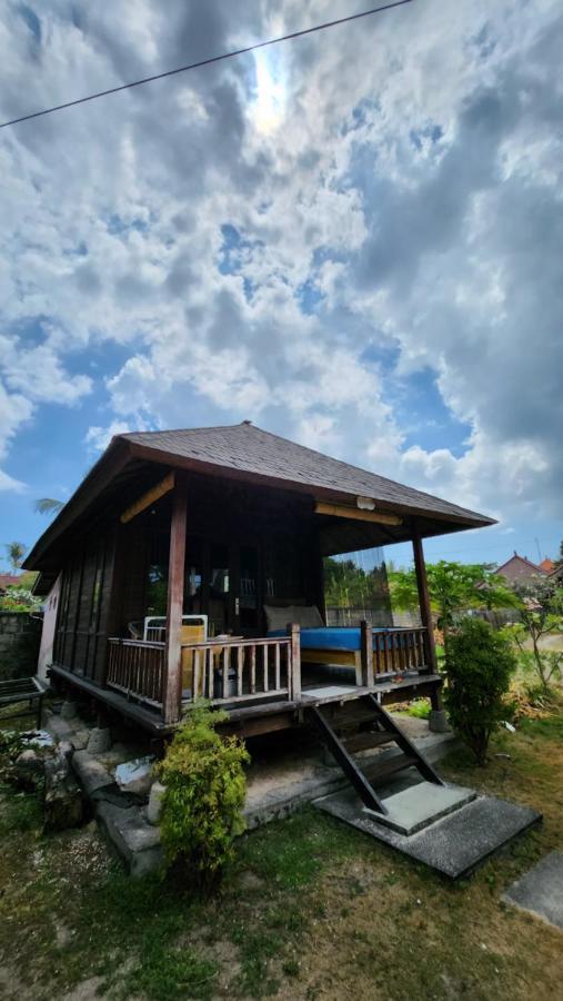 Готель Suka Beach Bungalow Нуса-Лембонган Екстер'єр фото